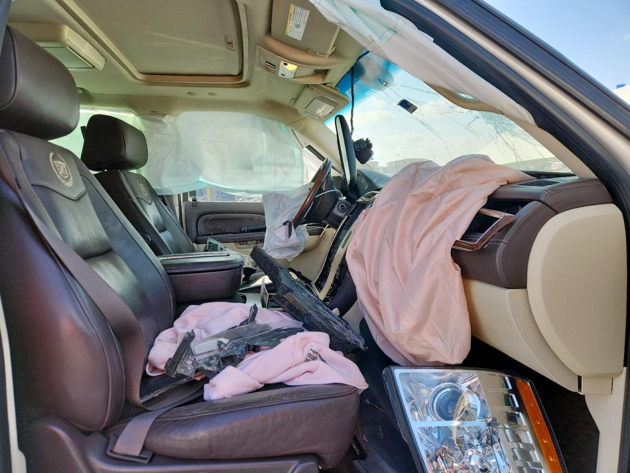 2011 Cadillac Escalade Platinum VIN: 1GYS3DEF9BR128234 Lot: 93966705