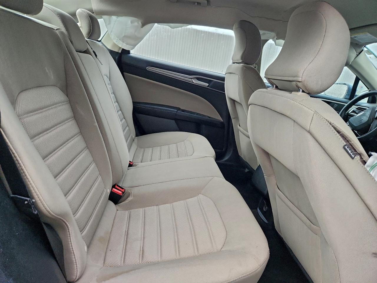 2019 Ford Fusion S VIN: 3FA6P0G7XKR275229 Lot: 94191665