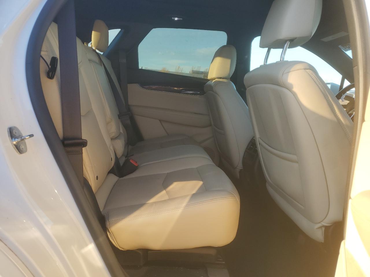 2017 Cadillac Xt5 Luxury VIN: 1GYKNDRS2HZ184185 Lot: 90017685