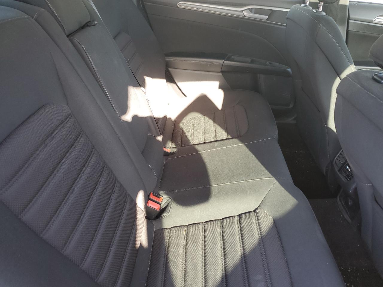 2019 Ford Fusion Se VIN: 3FA6P0LU5KR185109 Lot: 92451855