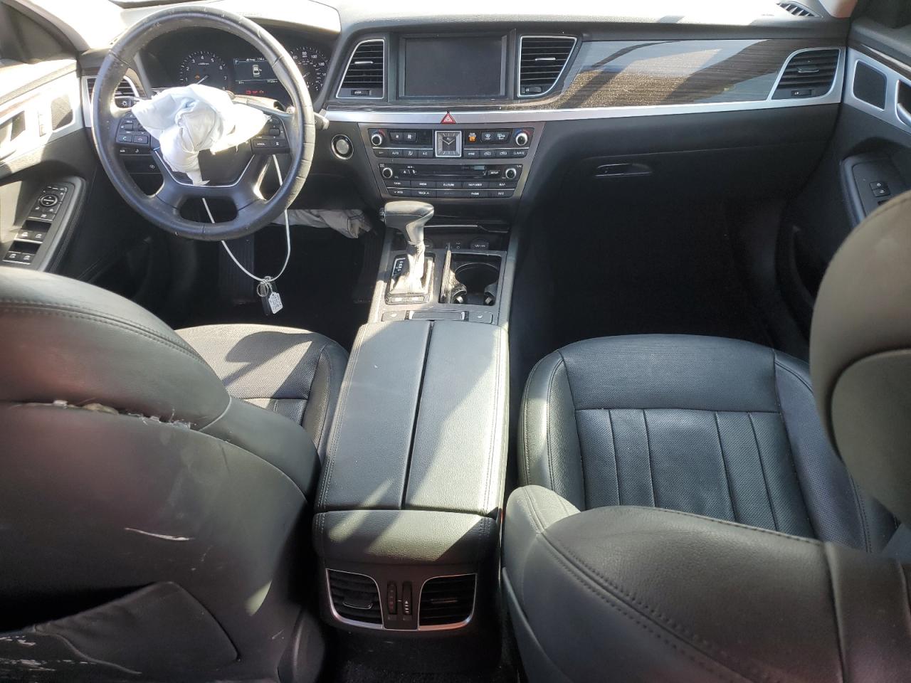 2018 Genesis G80 Base VIN: KMHGN4JE0JU216860 Lot: 92716875