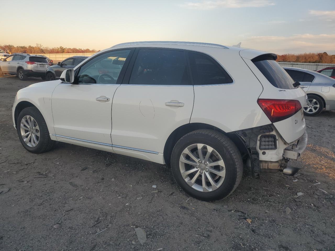 2016 Audi Q5 Premium VIN: WA1C2AFP9GA010946 Lot: 90887915