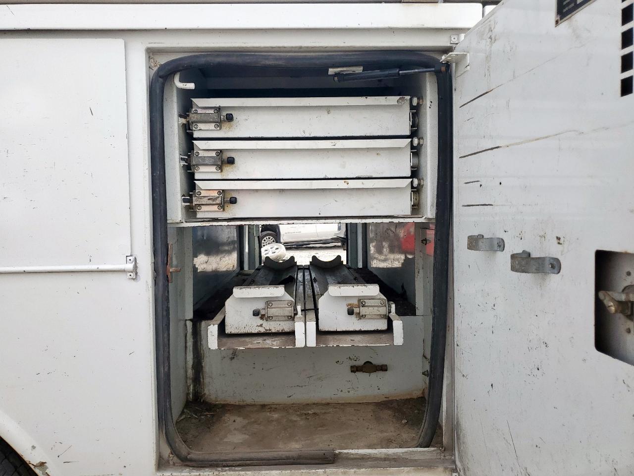 2008 Ford F450 Bucket Truck VIN: 1FD4F46Y78EE09658 Lot: 94114365