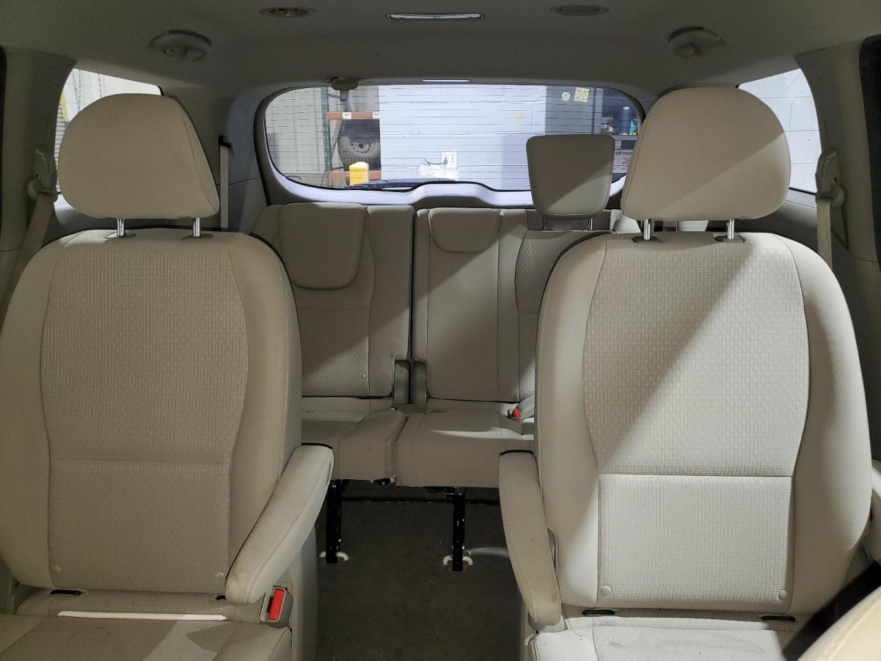 2016 Kia Sedona L VIN: KNDMA5C11G6149752 Lot: 92161135