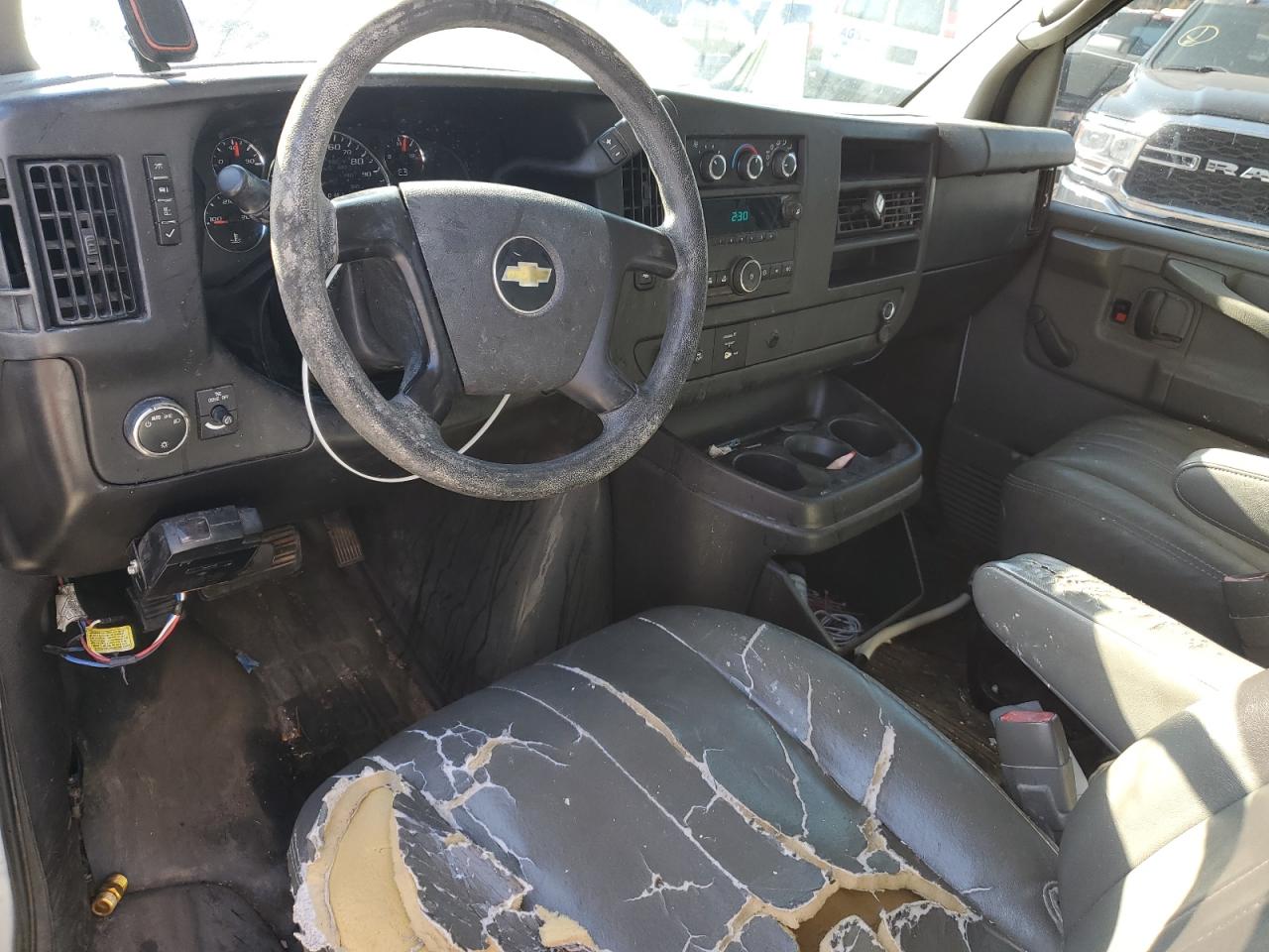 2011 Chevrolet Express G2500 Utility / Service Van VIN: 1GCWGFCA0B1188206 Lot: 92180405