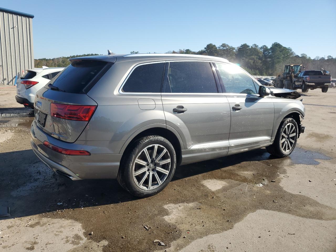 2017 Audi Q7 Premium Plus VIN: WA1LHAF7XHD052959 Lot: 91430385