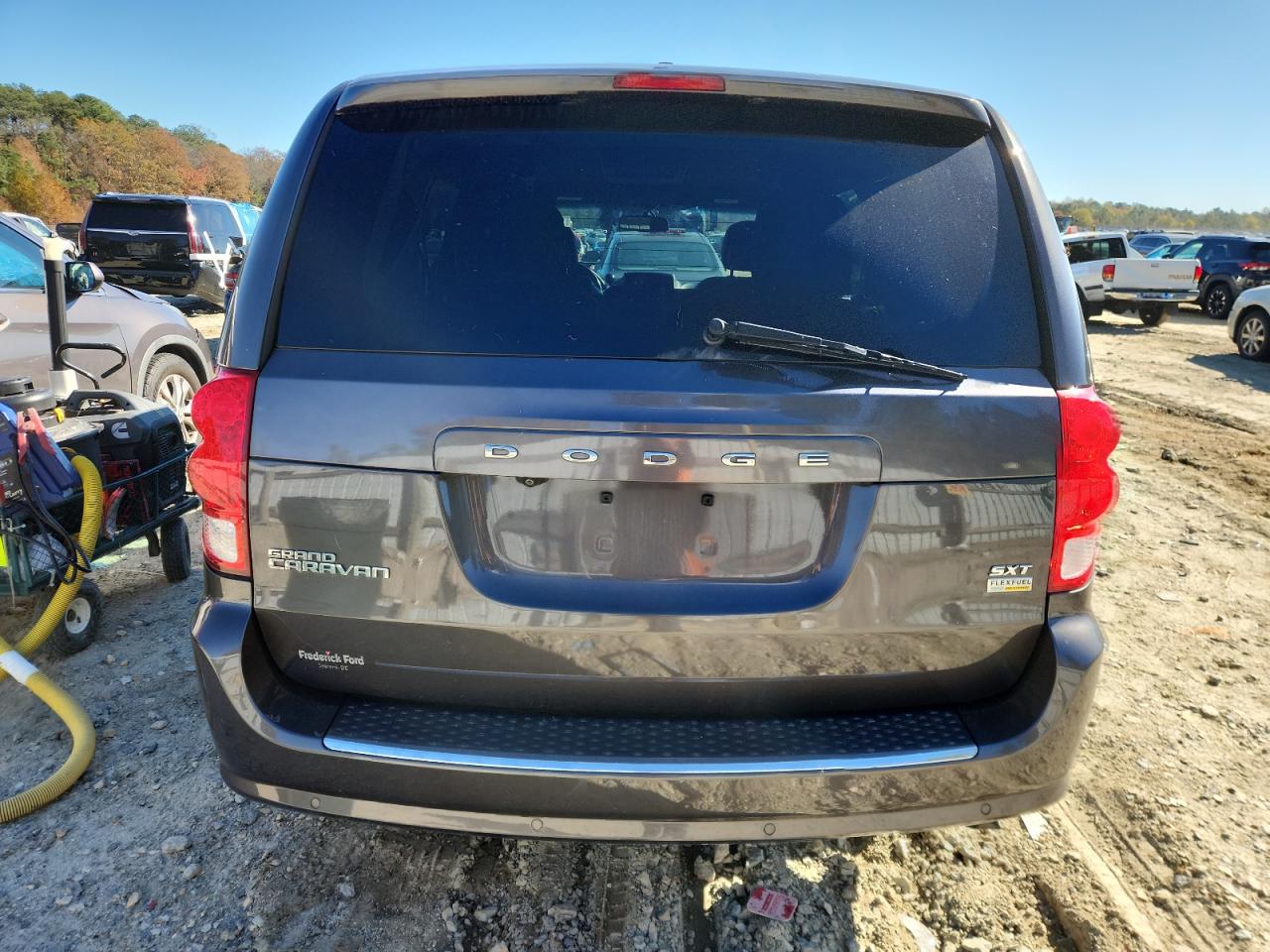 2017 Dodge Grand Caravan Sxt VIN: 2C4RDGCG4HR713689 Lot: 92139275