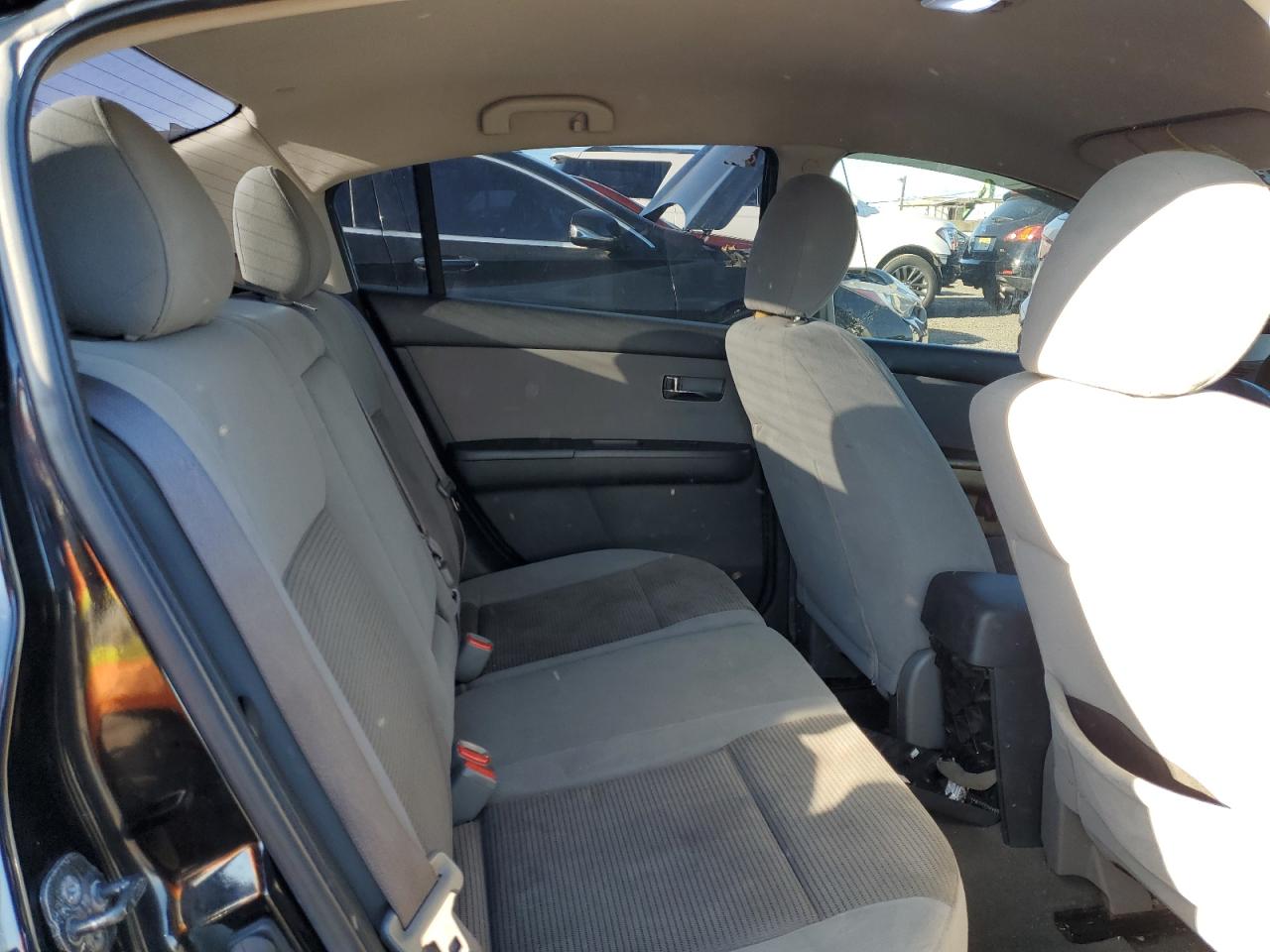 2011 Nissan Sentra 2.0 VIN: 3N1AB6AP5BL634992 Lot: 92903425