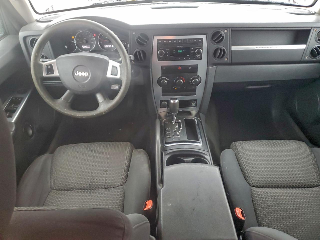 2008 Jeep Commander Sport VIN: 1J8HG48K98C225242 Lot: 94402465