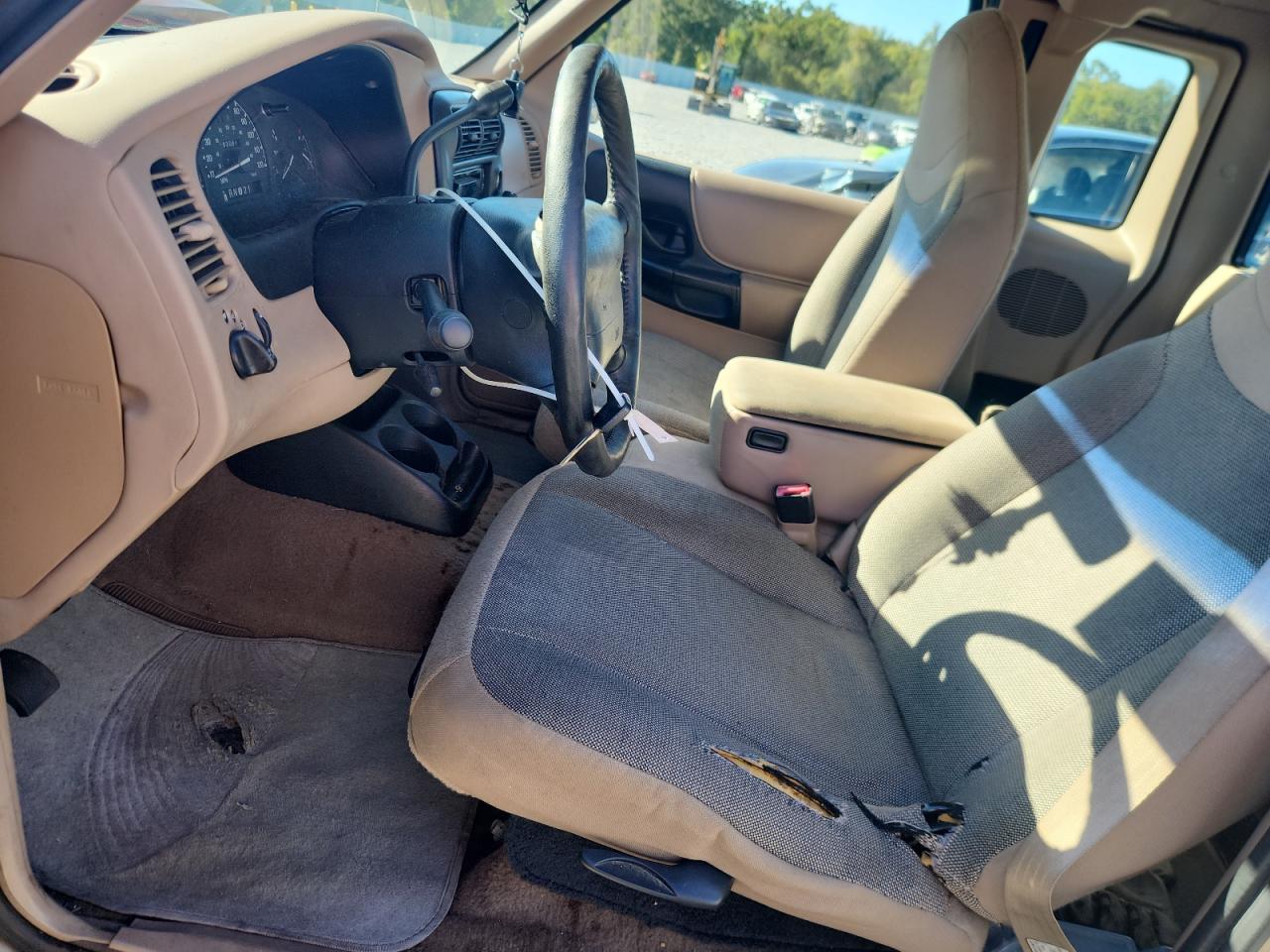 2000 Ford Ranger Super Cab VIN: 1FTYR14V9YPA50628 Lot: 92465565