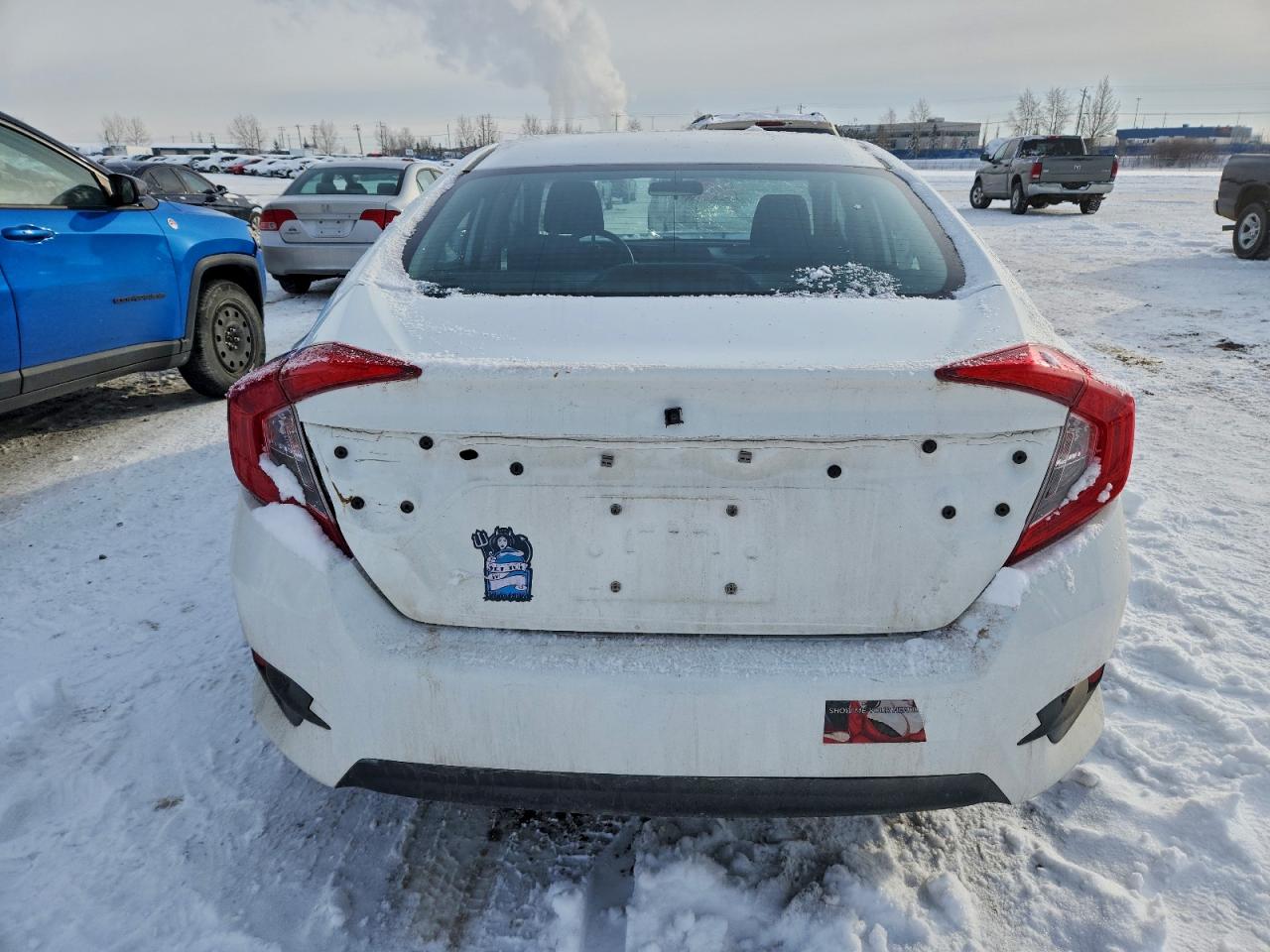 2018 Honda Civic Lx VIN: 2HGFC2F51JH043583 Lot: 95067065