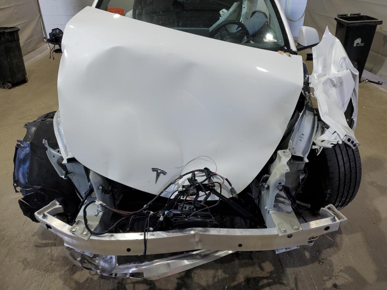 2025 Tesla Model Y VIN: 7SAYGDED7SF219661 Lot: 81335665