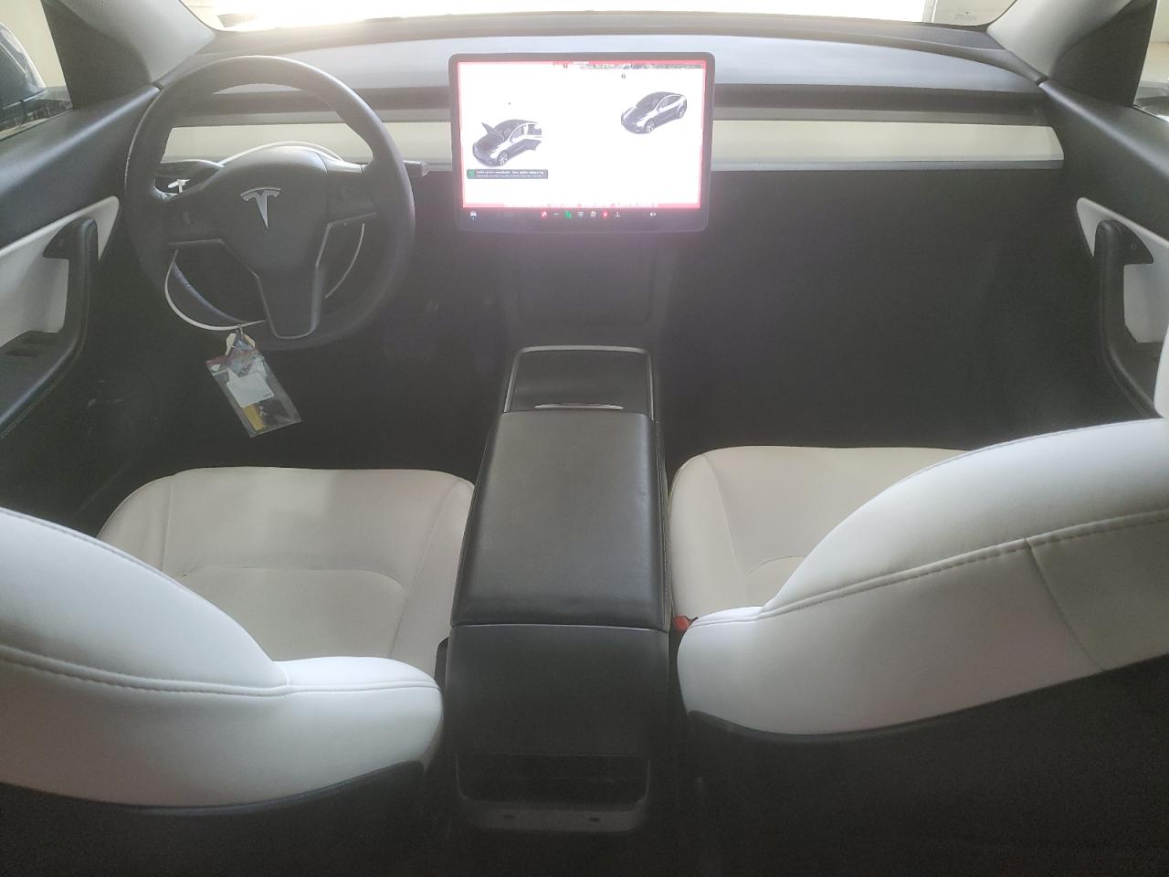 2022 Tesla Model Y VIN: 7SAYGAEE9NF382579 Lot: 93141675