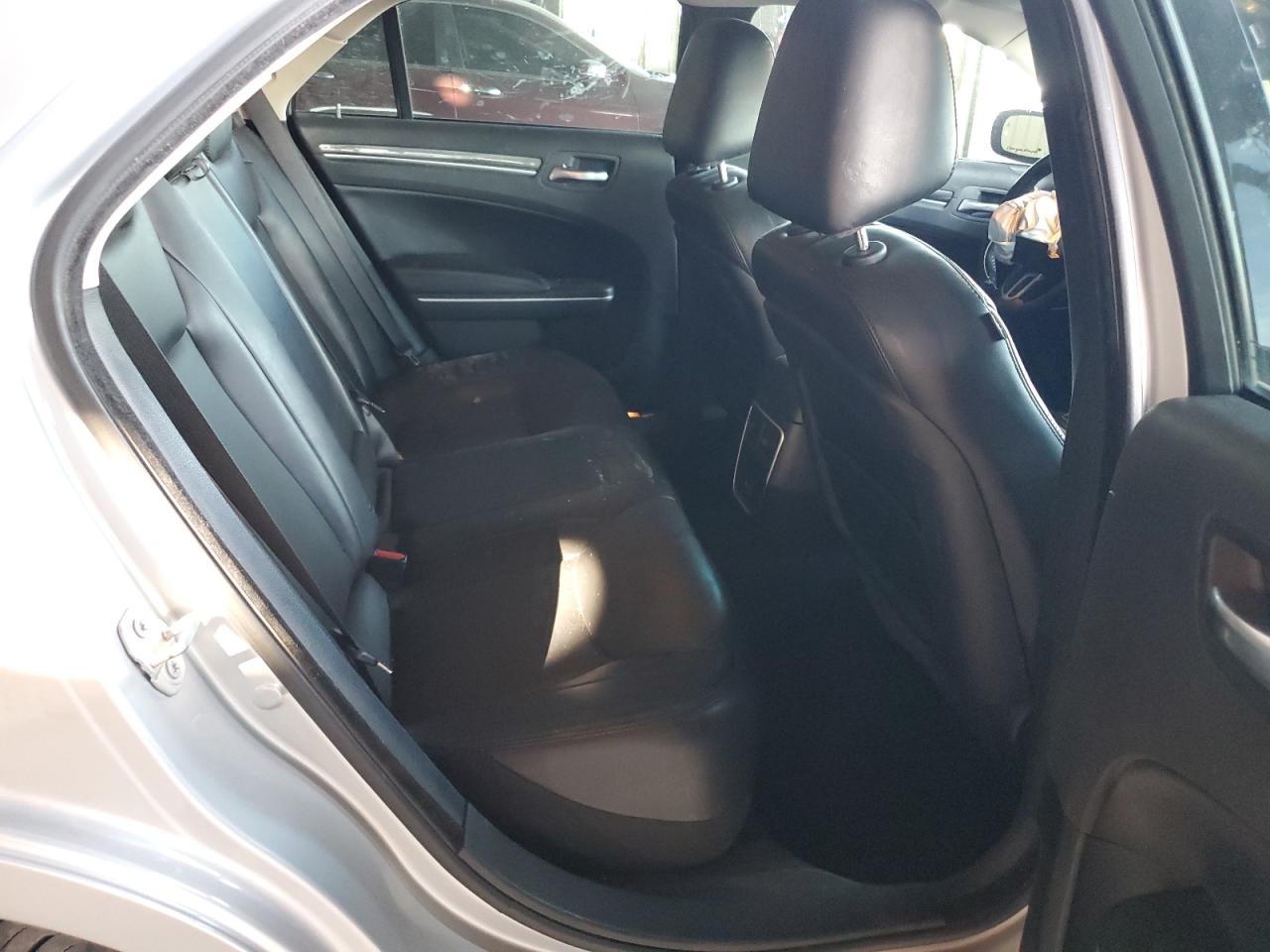 2022 Chrysler 300 Touring L VIN: 2C3CCADGXNH127380 Lot: 92673635