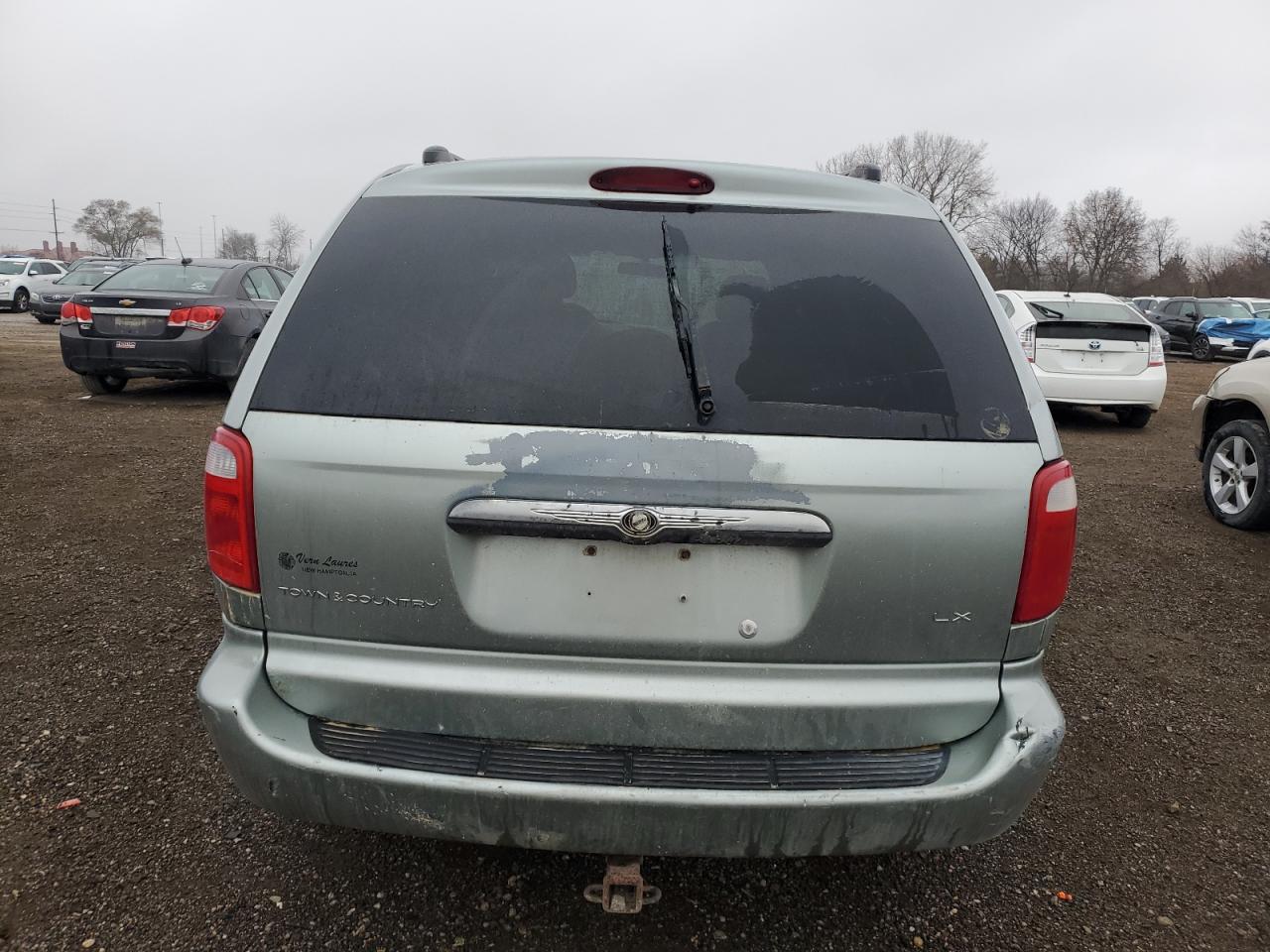 2003 Chrysler Town & Country Lx VIN: 2C4GP44L63R157466 Lot: 92995665