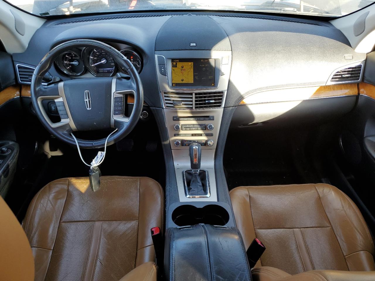 2010 Lincoln Mkt VIN: 2LMHJ5AT0ABJ05210 Lot: 91736475