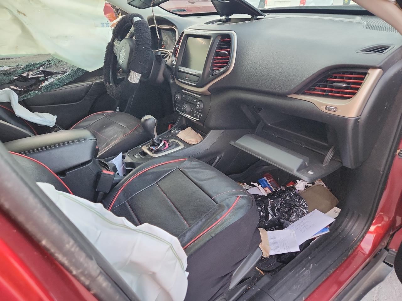 2015 Jeep Cherokee Latitude VIN: 1C4PJMCBXFW651853 Lot: 93488365