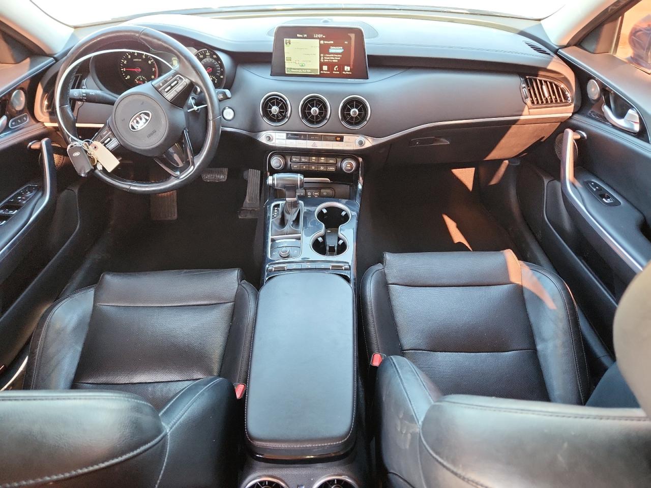 2018 Kia Stinger Premium VIN: KNAE25LA2J6032073 Lot: 92258255