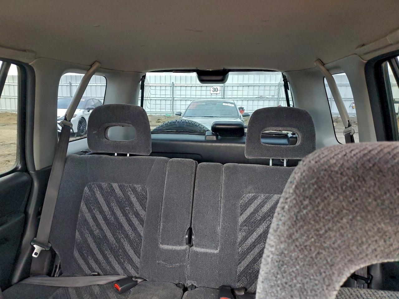 2000 Honda Cr-V Lx VIN: JHLRD2842YS003919 Lot: 93739565