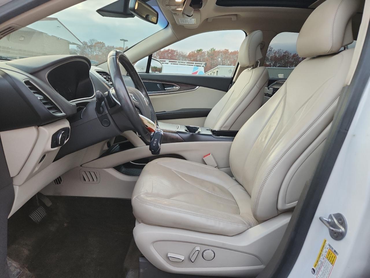 2016 Lincoln Mkx Reserve VIN: 2LMTJ8LR0GBL89279 Lot: 92397595