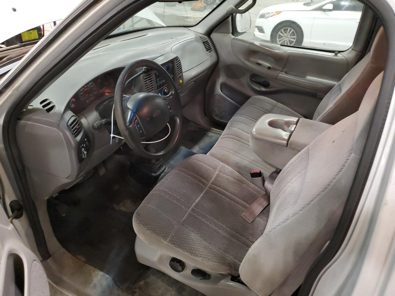 1998 Ford F150 VIN: 2FTZF18W0WCA82169 Lot: 93003405