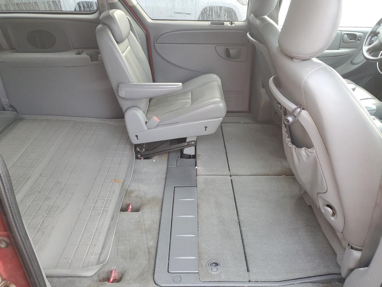 2005 Dodge Grand Caravan Sxt VIN: 2D4GP44L95R574277 Lot: 93073225