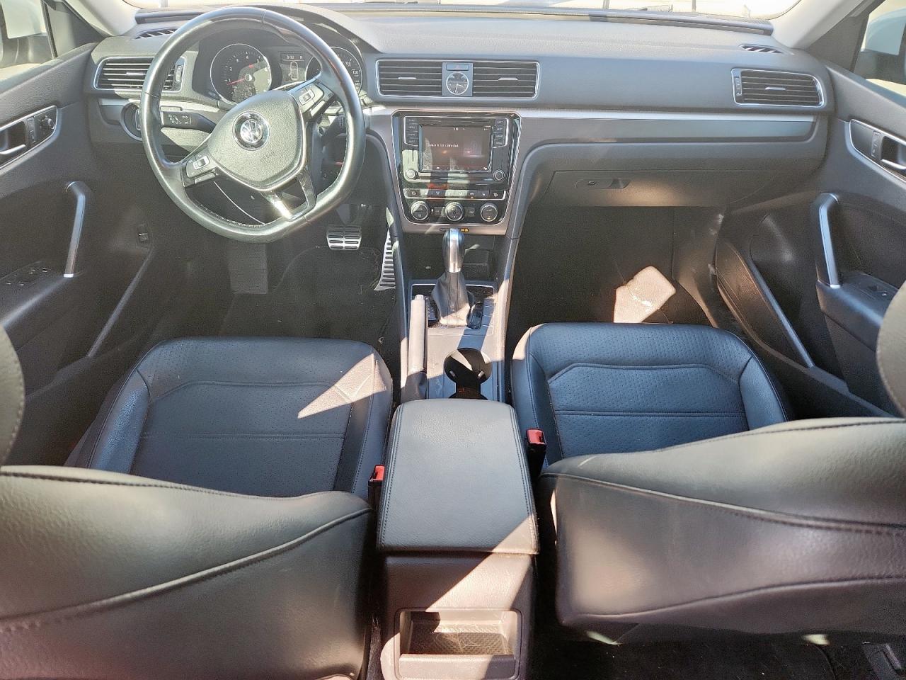 2017 Volkswagen Passat R-Line VIN: 1VWDT7A30HC061799 Lot: 91791825