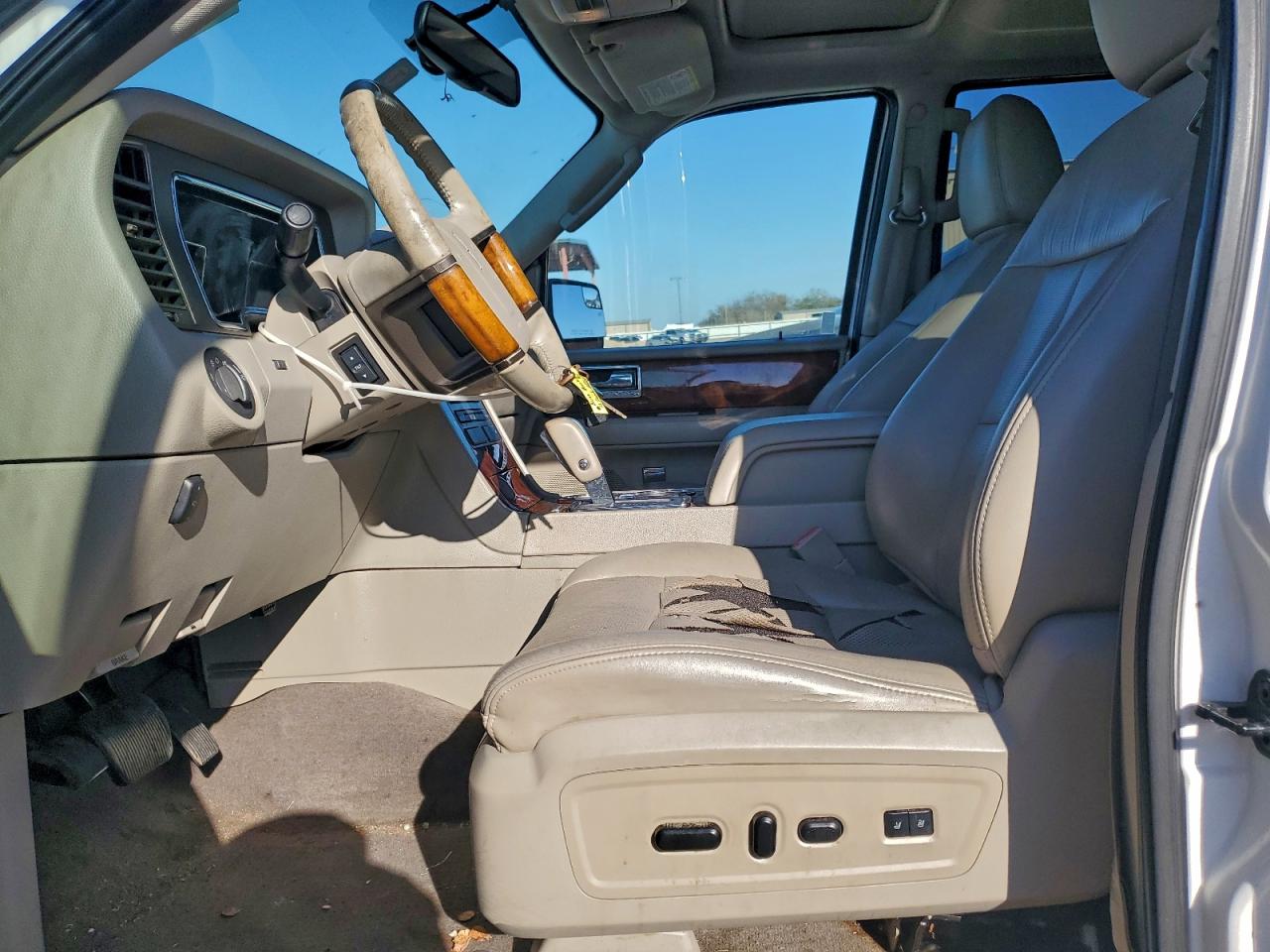 2013 Lincoln Navigator L VIN: 5LMJJ3H51DEL08606 Lot: 93681495