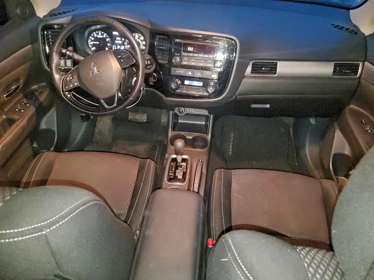 2016 Mitsubishi Outlander Se VIN: JA4AZ3A31GZ037689 Lot: 93187305