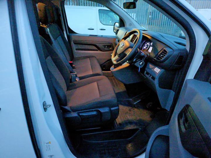 2022 TOYOTA PROACE VERSO 1.5D COMBI MEDIUM 5DR