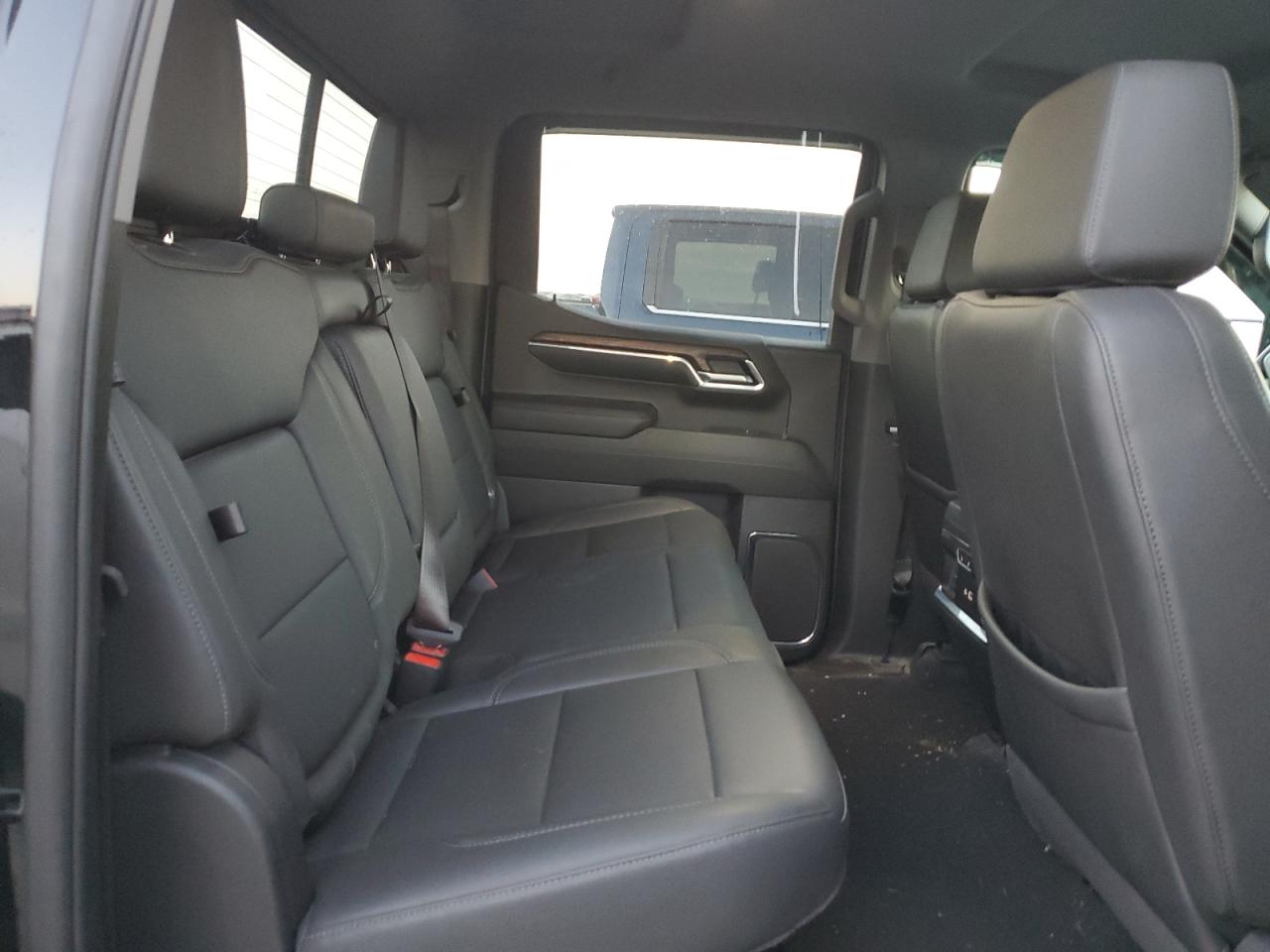 2024 GMC Sierra K1500 Slt VIN: 3GTUUDED0RG402649 Lot: 92923425