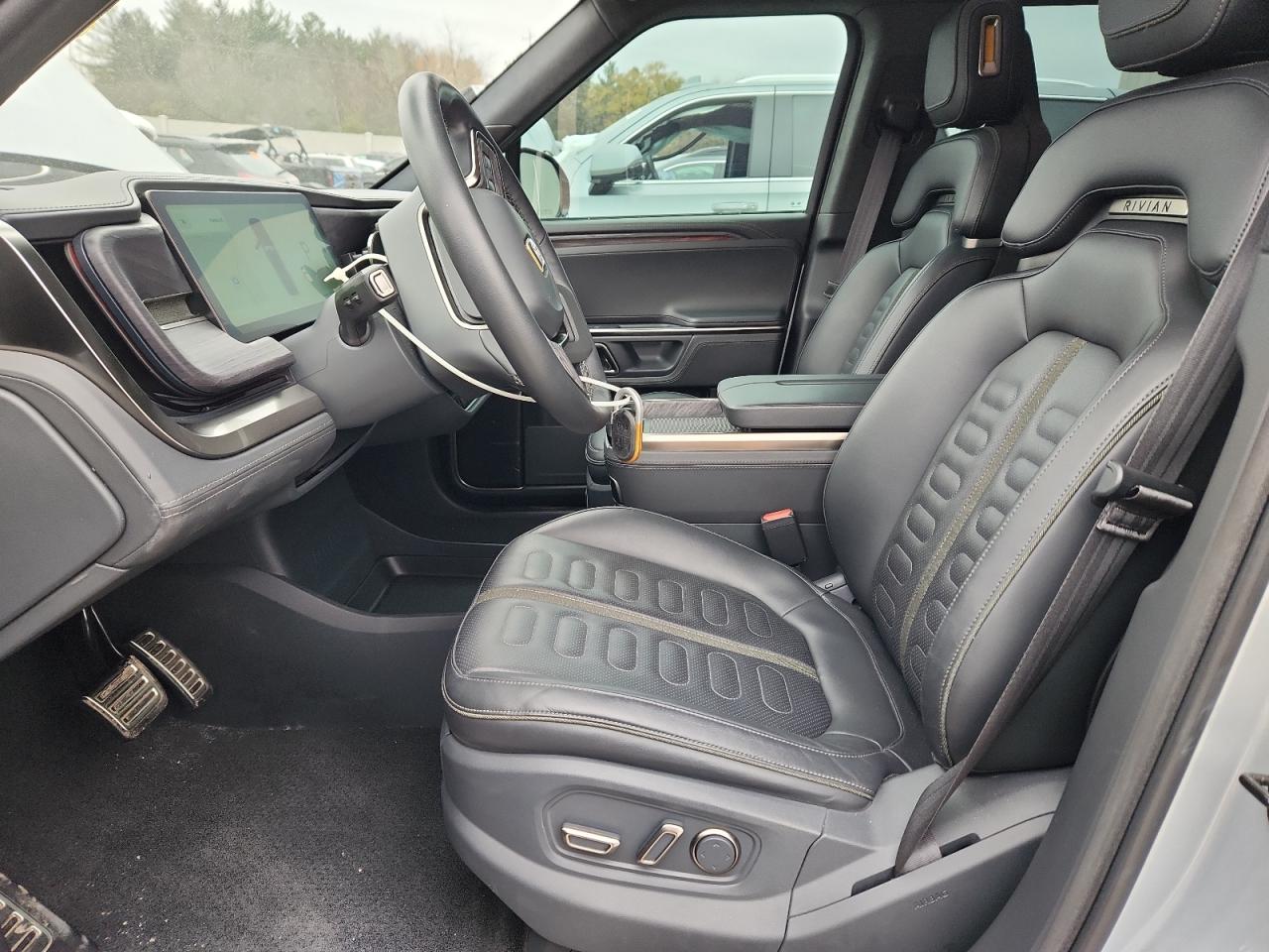 2022 Rivian R1T Launch Edition VIN: 7FCTGAALXNN004200 Lot: 92544435