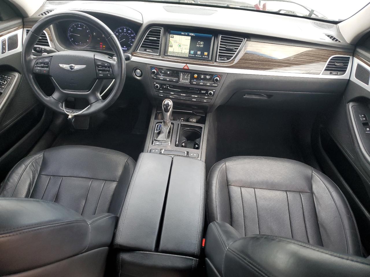 2015 Hyundai Genesis 3.8L VIN: KMHGN4JE6FU039593 Lot: 92440195