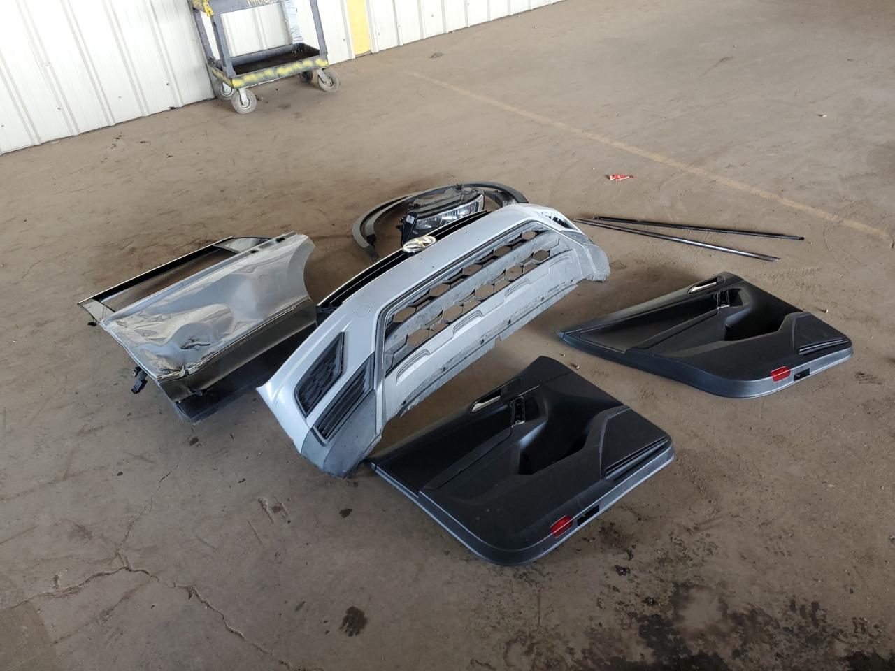 2018 Volkswagen Tiguan Se VIN: 3VV3B7AX2JM221160 Lot: 93273305