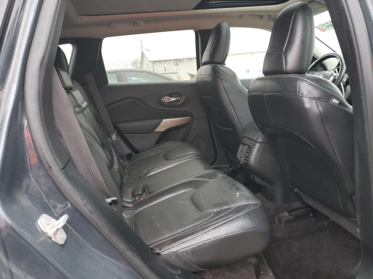 2018 Jeep Cherokee Limited VIN: 1C4PJMDB8JD583040 Lot: 93461445