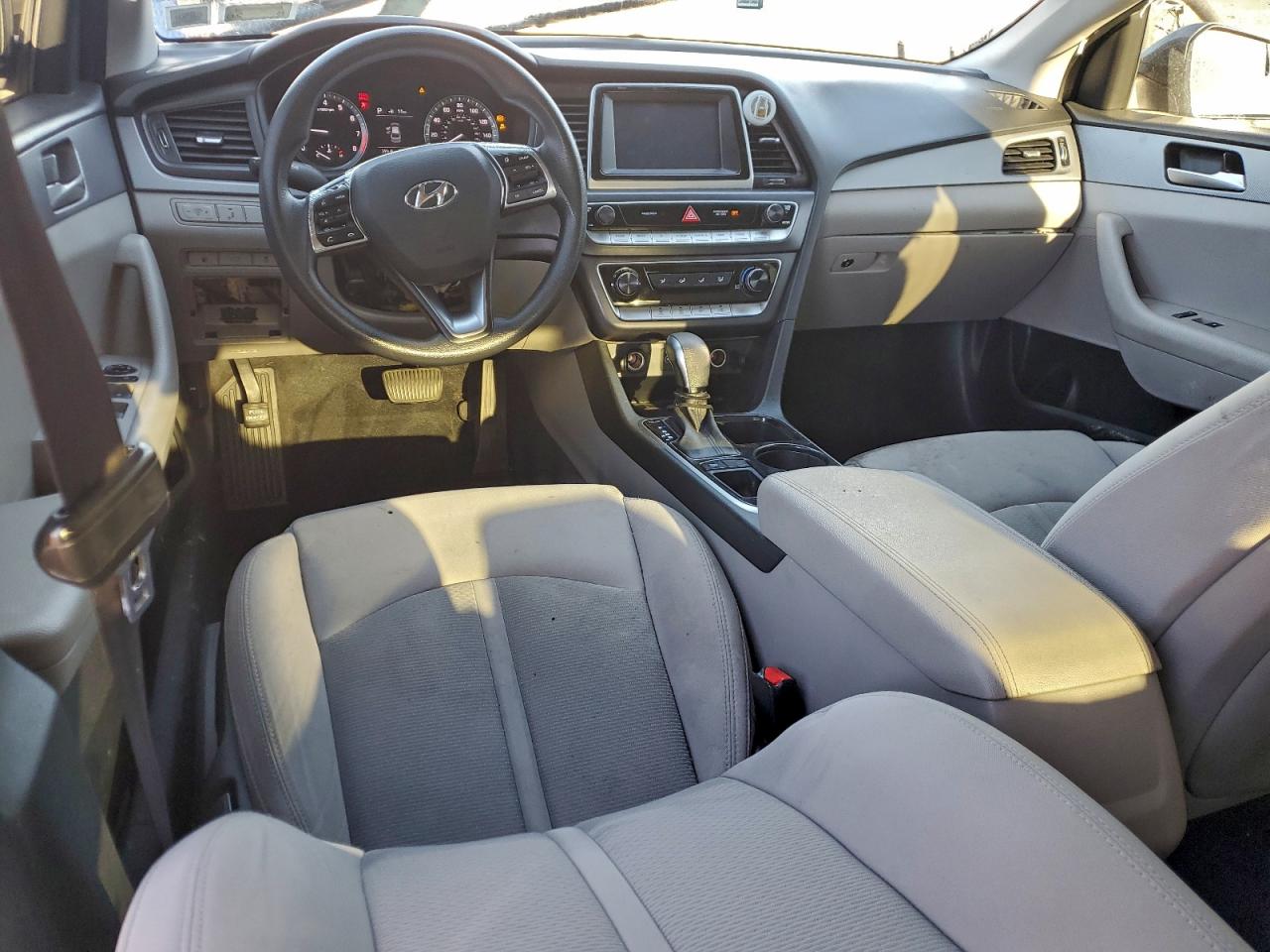 2018 Hyundai Sonata Se VIN: 5NPE24AF1JH702245 Lot: 92269425