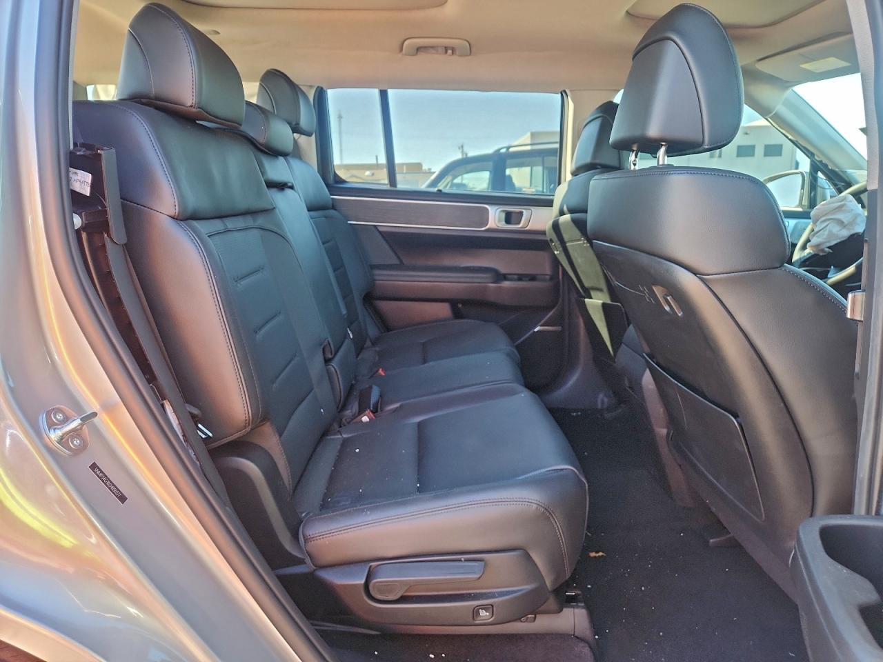 2025 Hyundai Santa Fe Limited VIN: 5NMP34G10SH050377 Lot: 94479815