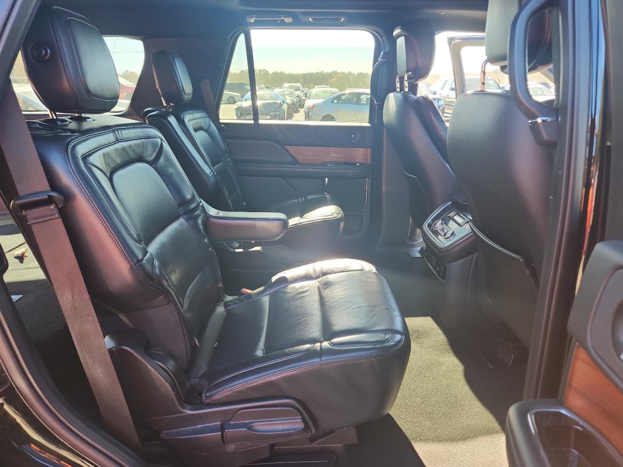 2019 Lincoln Navigator Select VIN: 5LMJJ2JT0KEL16891 Lot: 92878875