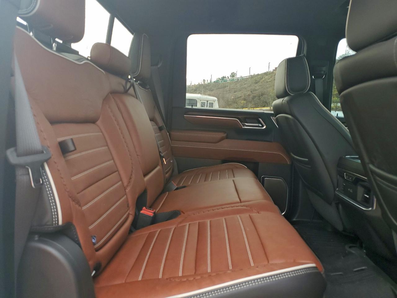 2025 GMC Sierra K2500 Denali Ultimate VIN: 1GT4UXEY2SF290710 Lot: 93924855