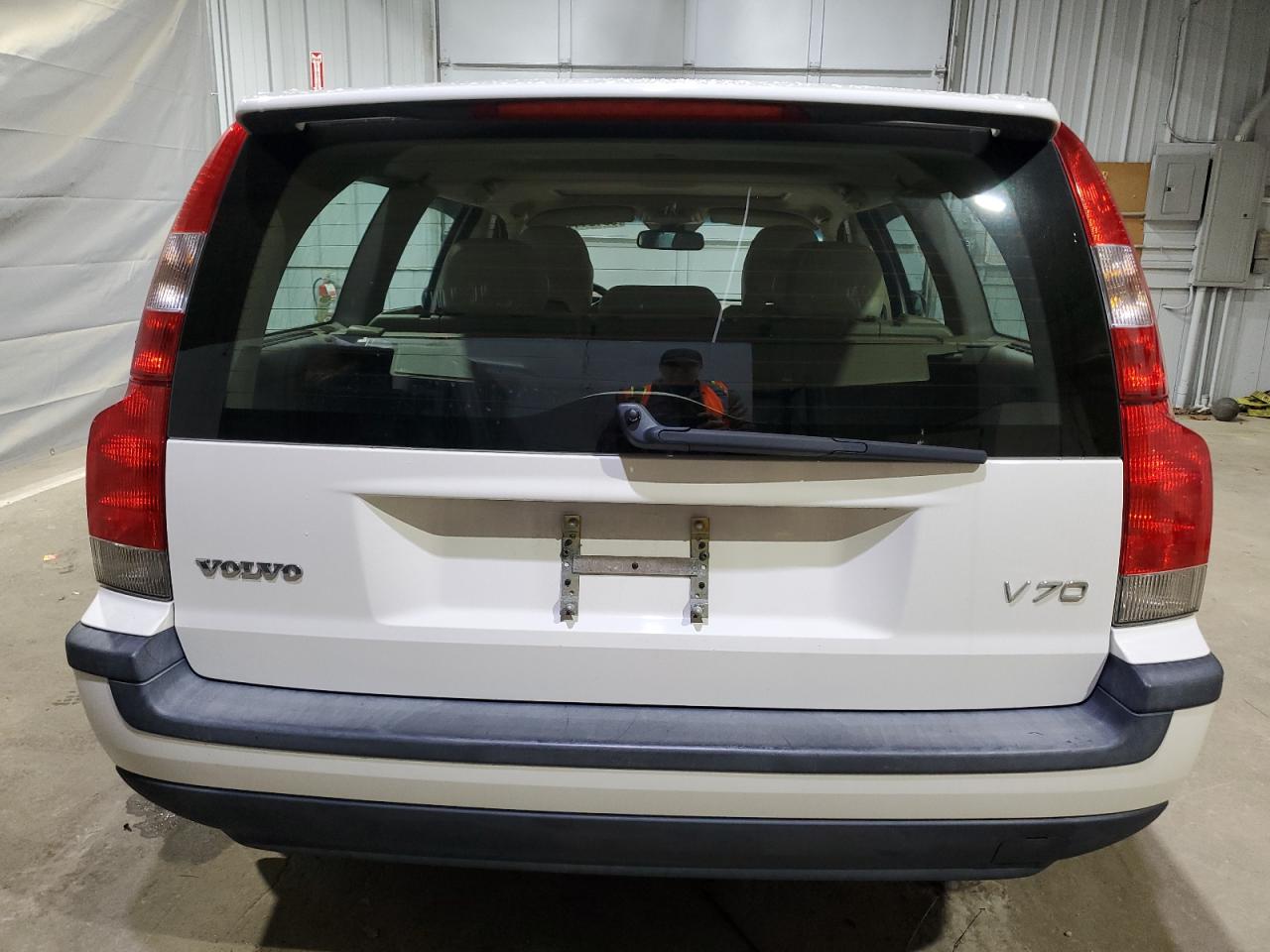 2003 Volvo V70 VIN: YV1SJ59H832322531 Lot: 93194415