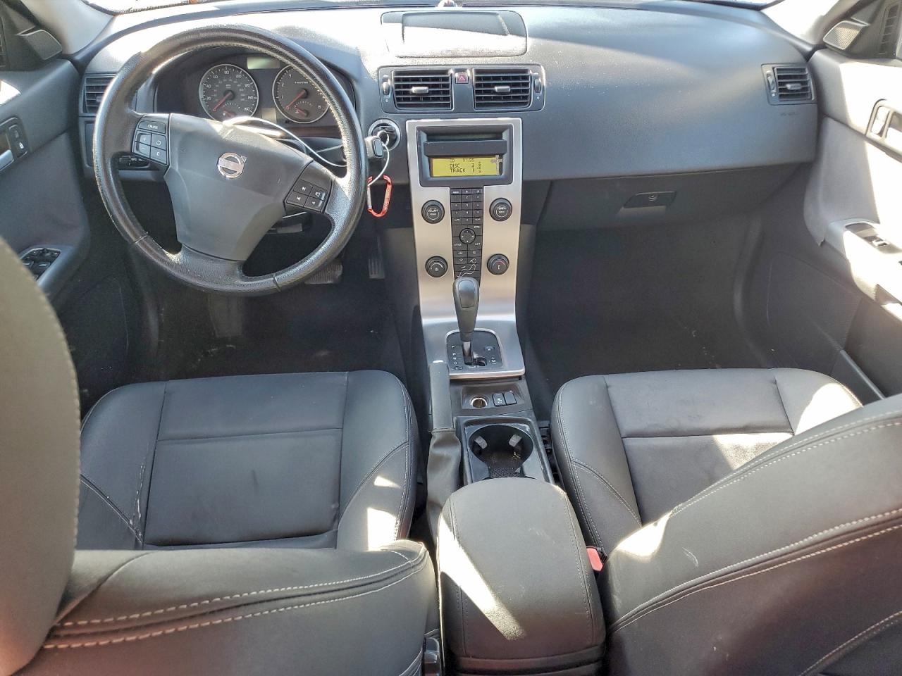 2005 Volvo S40 2.4I VIN: YV1MS382752088215 Lot: 94535645