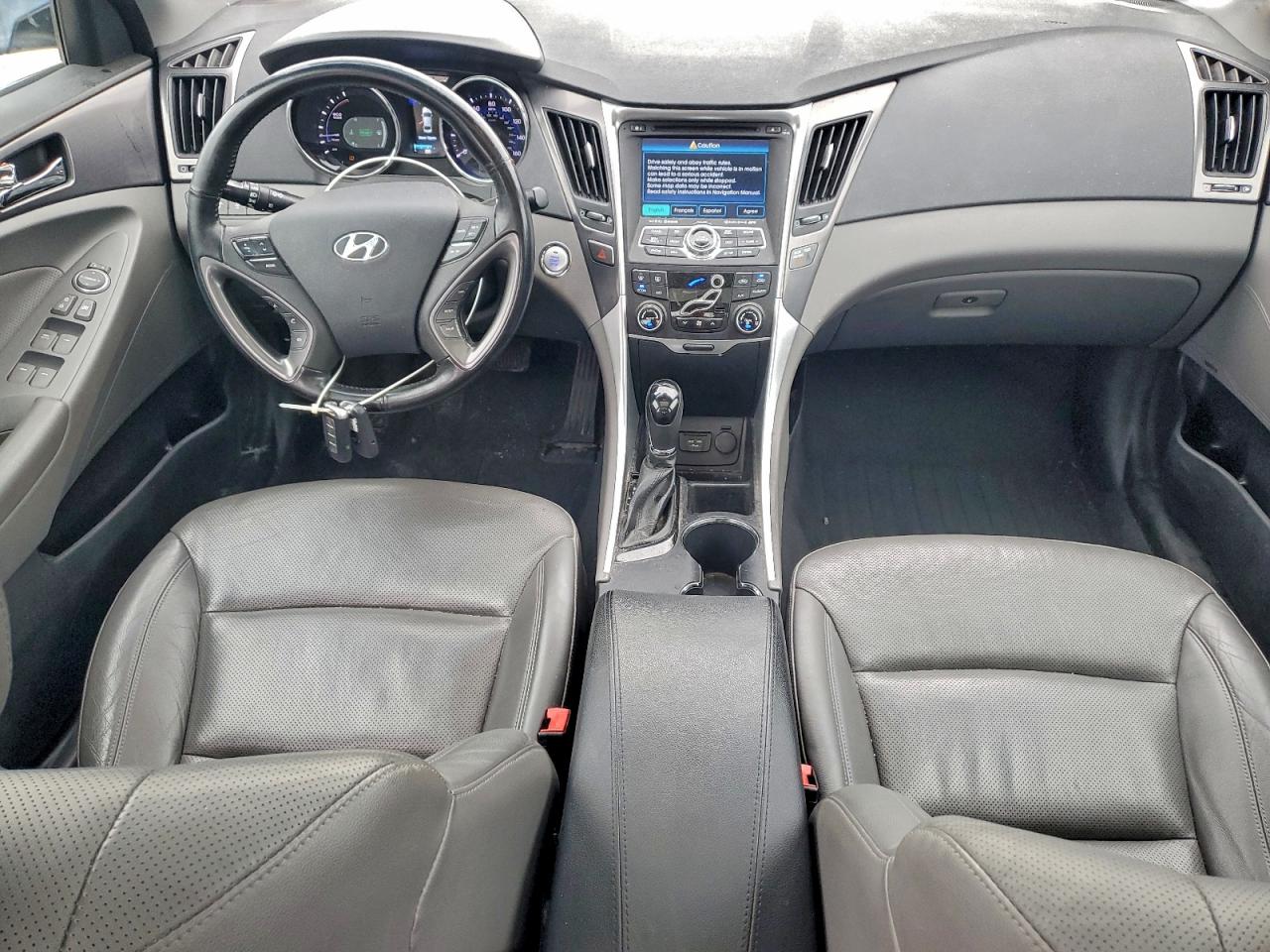 2013 Hyundai Sonata Hybrid VIN: KMHEC4A49DA068752 Lot: 94464745