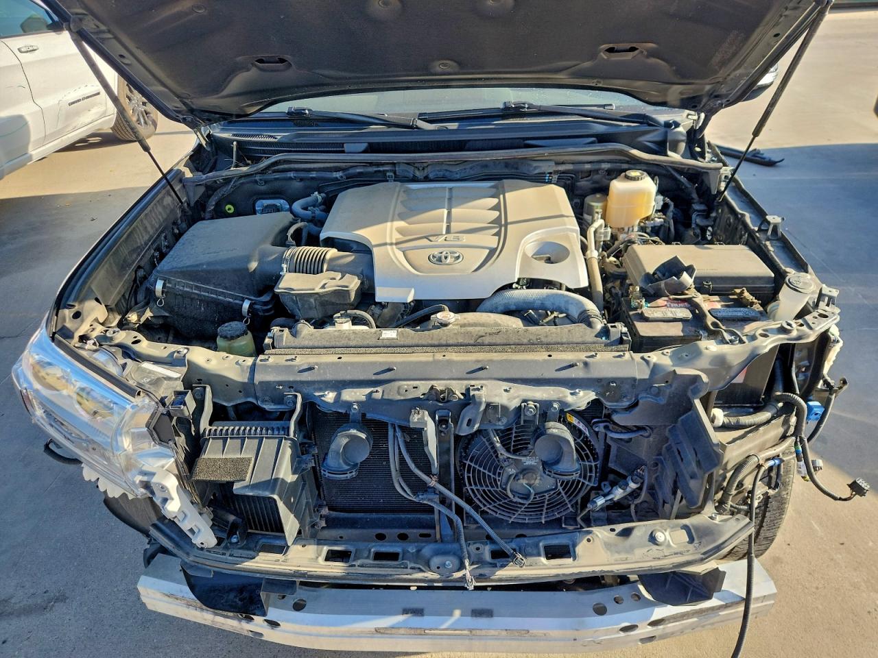 2021 Toyota Land Cruiser Vx-R VIN: JTMCY7AJ9M4105723 Lot: 91447575