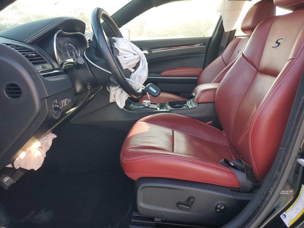 2021 Chrysler 300 S VIN: 2C3CCABT2MH654067 Lot: 92834375