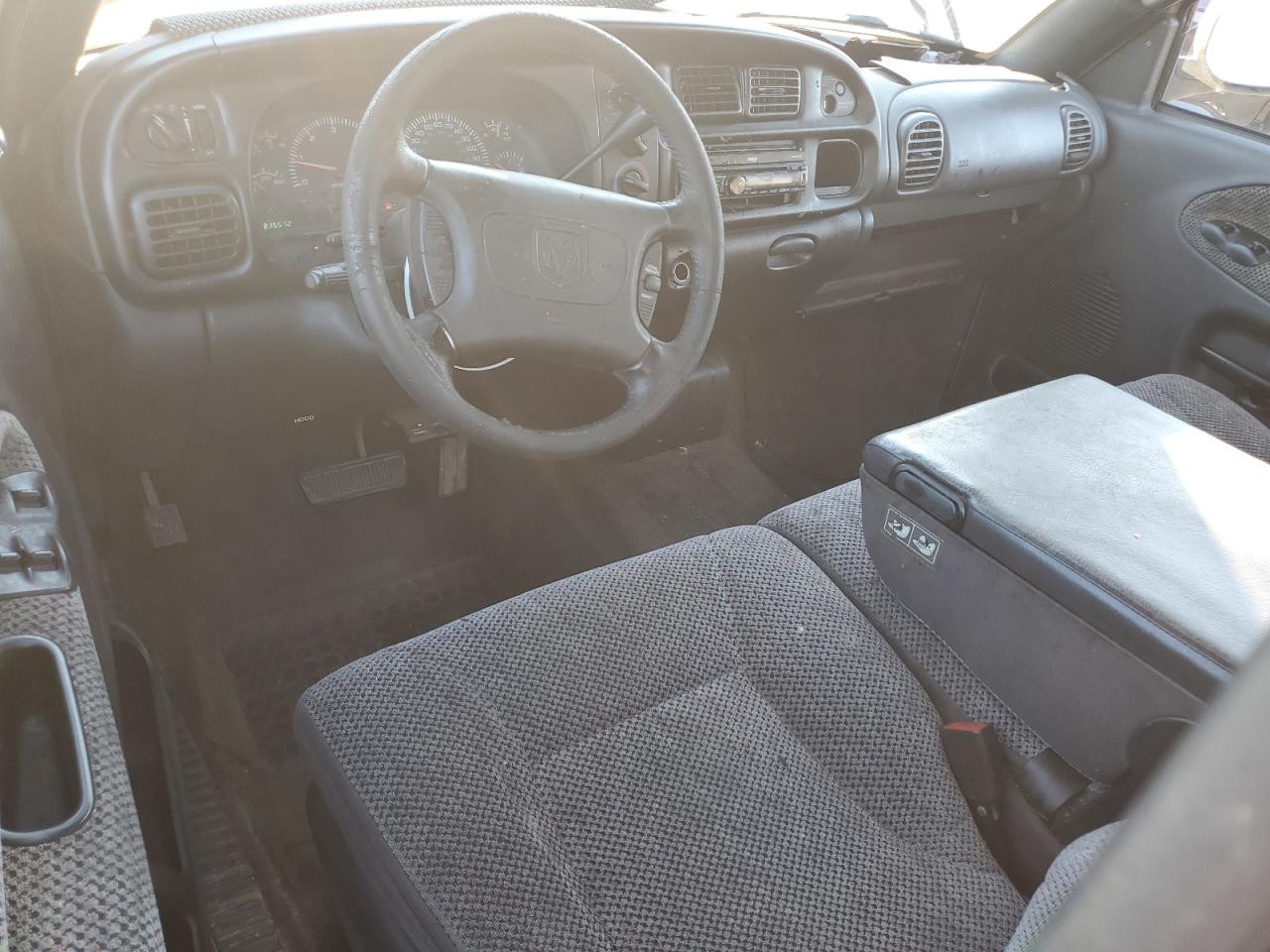 1999 Dodge Ram 2500 VIN: 3B7KC23Z8XG132371 Lot: 91773515