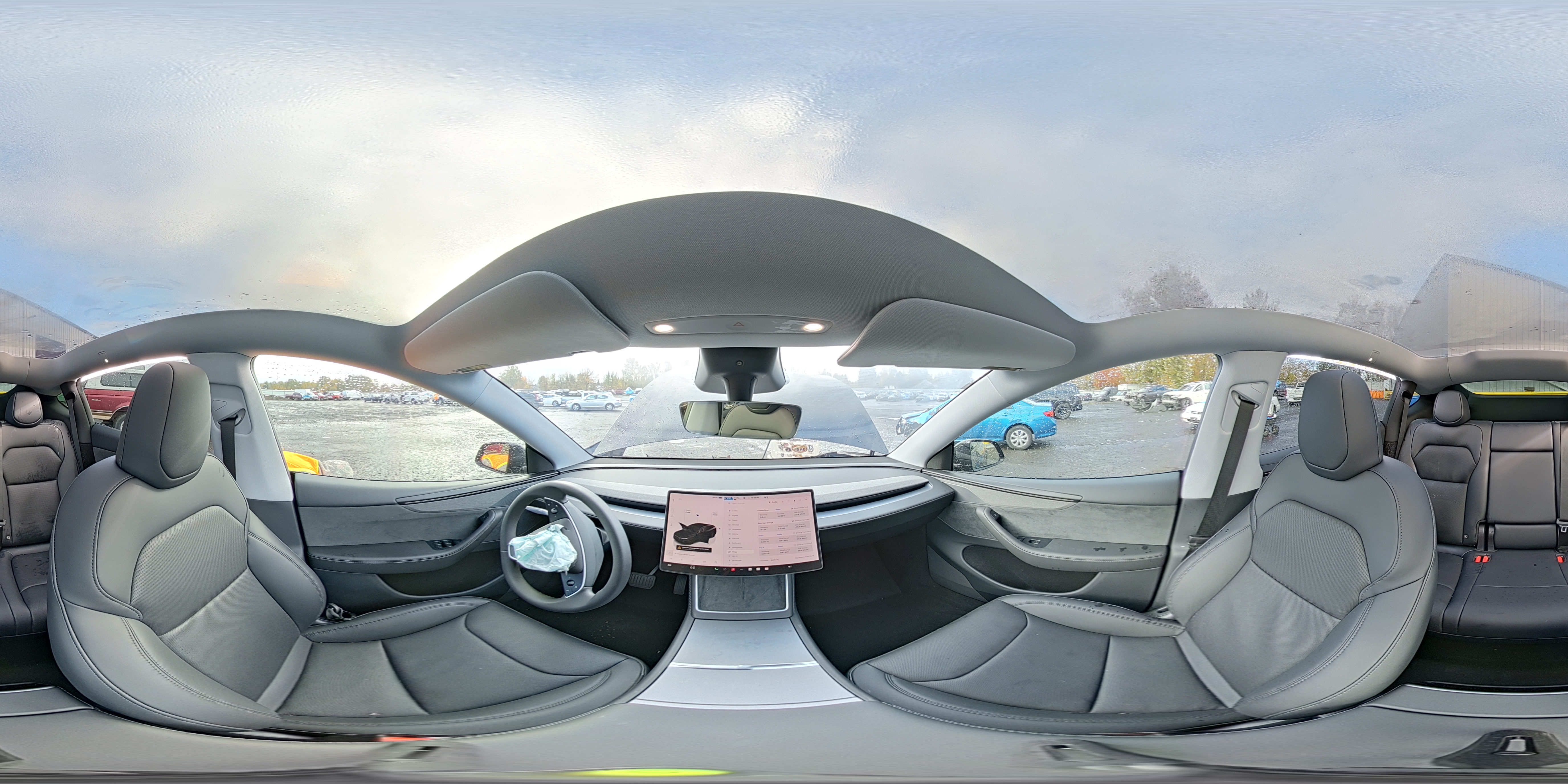 2026 Tesla Model Y VIN: 7SAYGDEE6TF414824 Lot: 90368275