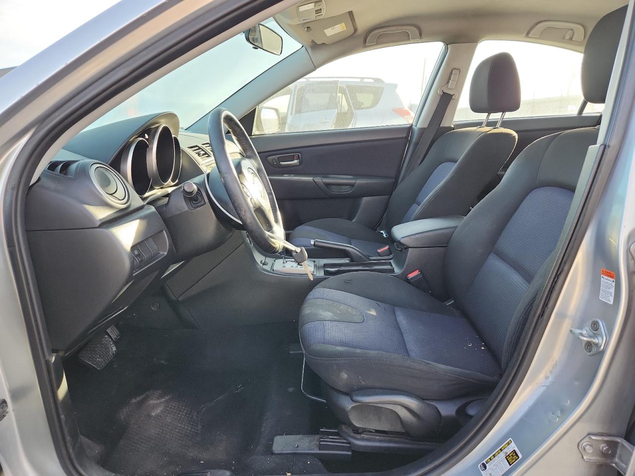 2007 Mazda 3 S VIN: JM1BK323771660925 Lot: 92485615