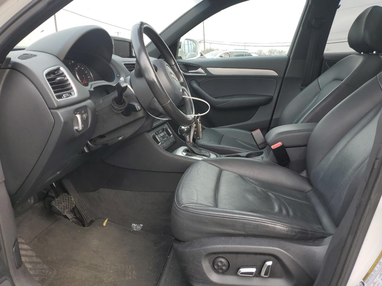 2017 Audi Q3 Premium Plus VIN: WA1JCCFS8HR010699 Lot: 93283535