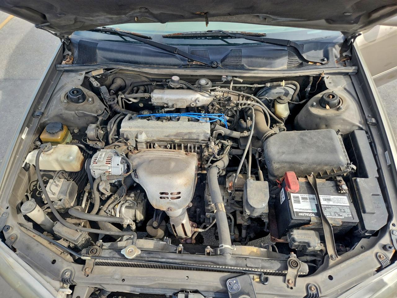 1999 Toyota Camry Le VIN: JT2BG22KXX0283752 Lot: 92368895