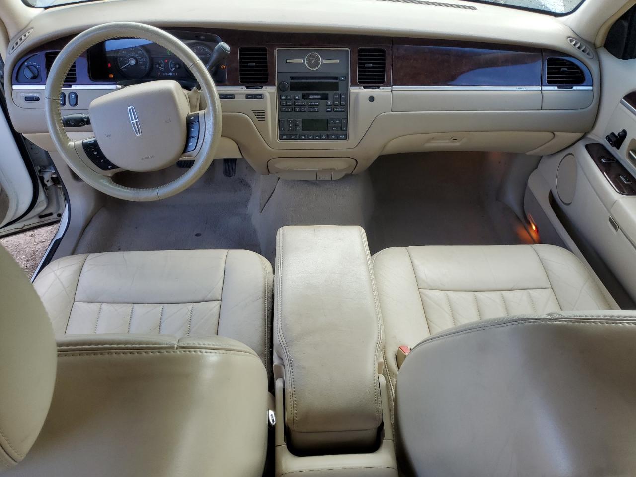 2007 Lincoln Town Car Signature VIN: 1LNHM81V37Y600289 Lot: 90895365